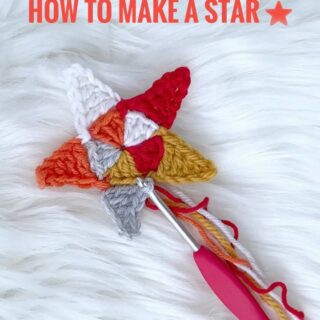 How to make a Star⭐️ Find the FREE written pattern on Ravelry with code STAR #instacrochet #crochetgifts #easycrochet #quickcrochetproject #stashbuster #diyproject #chrismasdecorations #christmasdiydecor #crochetgiftideas #crochetamigurumi #crochetforbeginners #beginnerscrochet #crochetlove #yarnstashbusting